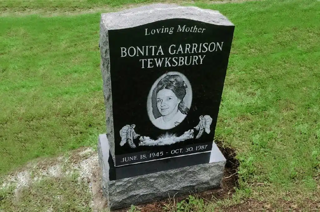 Tunkhannock headstones Susquehanna monuments Thompson tombstones Montrose laser black granite