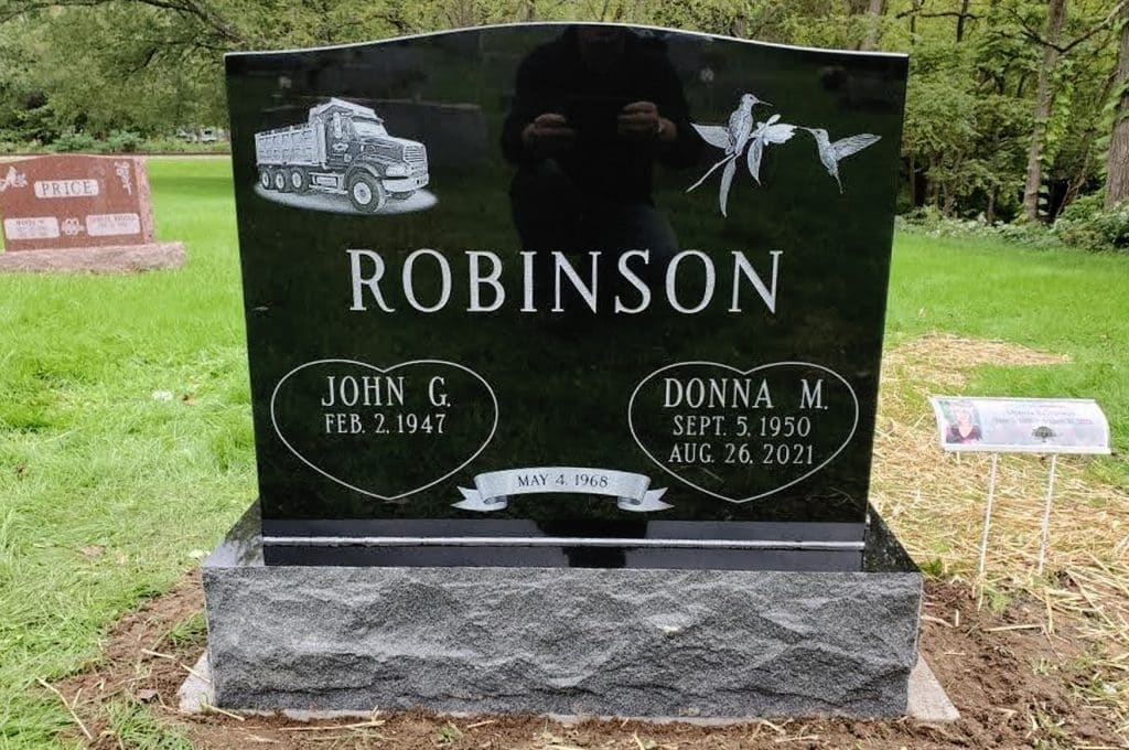 Upright Monument Black Polished Granite Truck engraving Hummingbird engraving Etched Headstone Double Heart Anniversary Ribbon